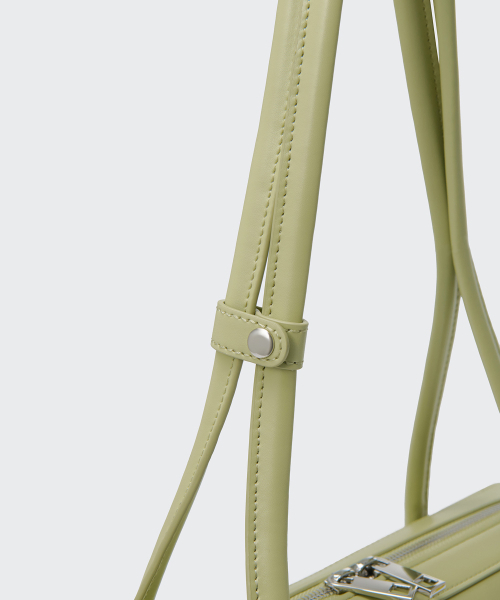 MUSINSA STANDARD WOMAN（ムシンサスタンダードウーマン）の「ウィメンズ ダックスフント ショルダーバッグ [セージ]（ショルダーバッグ・レディース・その他・FREE）」の7枚目の写真