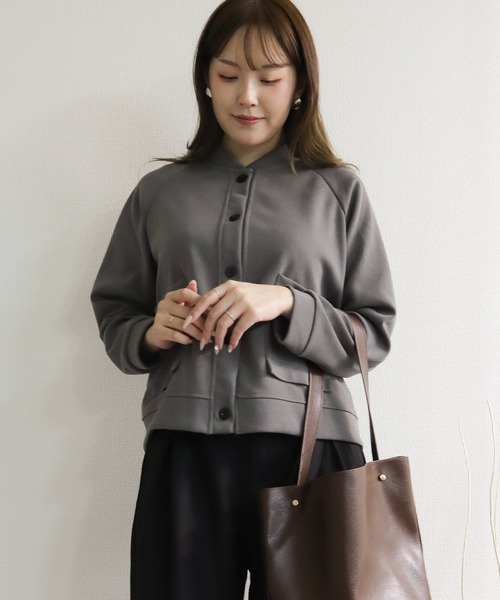 attiree(アティレー)の「ポケット付きスウェット カーディガン(カーディガン/ボレロ・レディース・ベージュ/ブラック/チャコールグレー/グレー・FREE)」の14枚目の写真