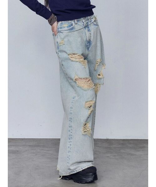 EMODA(エモダ)の「バルキーワイドハイウエストクラッシュジーンズ(デニムパンツ・レディース・ライトブルー/インディゴブルー・X-SMALL/SMALL/MEDIUM)」の7枚目の写真