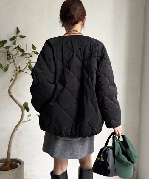 DouDou（ドゥドゥ）の「ストレッチタフタ袖リブショートダウン（その他アウター・レディース・ブラック/ベージュ/グレー/チャコールグレー・FREE）」の13枚目の写真