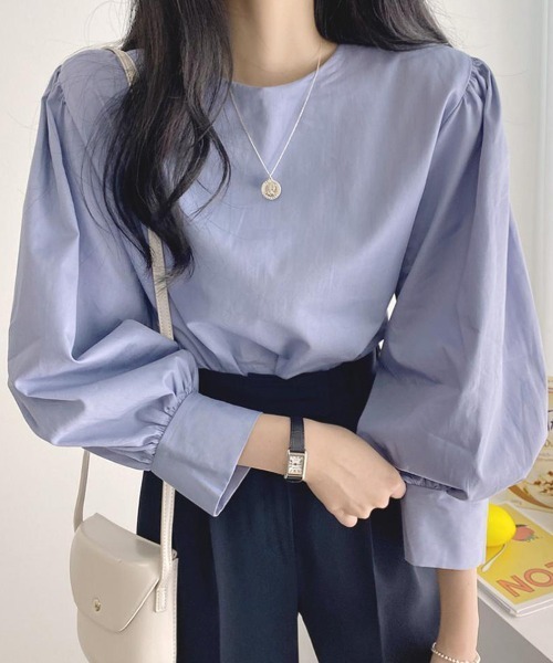 Flugge(フラッジー)の「ボリュームスリーブブラウス(シャツ/ブラウス・レディース・ホワイト/ブラック/ブルー・LARGE/MEDIUM)」の3枚目の写真