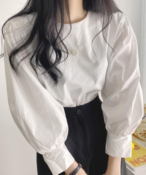Flugge(フラッジー)の「ボリュームスリーブブラウス(シャツ/ブラウス・レディース・ホワイト/ブラック/ブルー・LARGE/MEDIUM)」の10枚目の写真