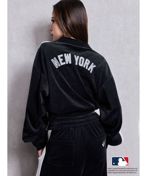 MLB（メジャーリーグベースボール）の「GYDA［MLB］2ラインハーフZIPショートトップス（Tシャツ/カットソー・レディース・ブラック/オフホワイト/ブラウン・FREE）」の9枚目の写真