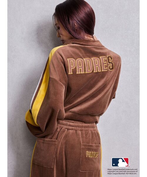 MLB（メジャーリーグベースボール）の「GYDA［MLB］2ラインハーフZIPショートトップス（Tシャツ/カットソー・レディース・ブラック/オフホワイト/ブラウン・FREE）」の13枚目の写真