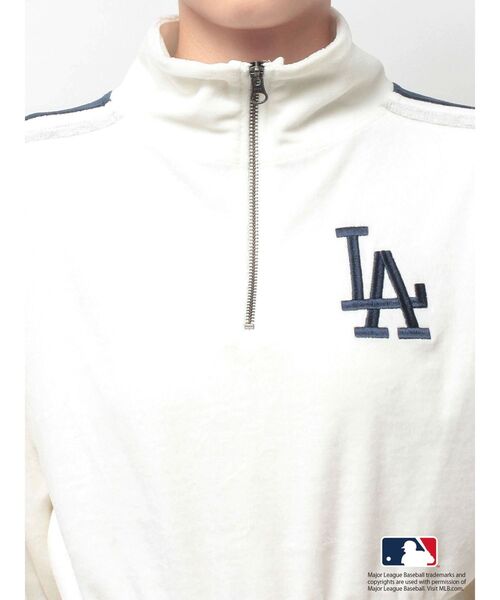 MLB（メジャーリーグベースボール）の「GYDA［MLB］2ラインハーフZIPショートトップス（Tシャツ/カットソー・レディース・ブラック/オフホワイト/ブラウン・FREE）」の19枚目の写真