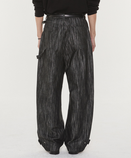 KICHUL(キチョル)の「Hem button wide denim pants (raw black)(デニムパンツ・メンズ・その他・SMALL/MEDIUM/LARGE)」の3枚目の写真