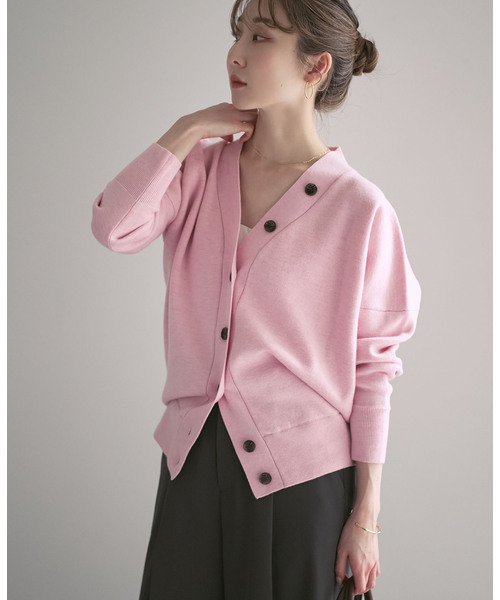 Noble(ノーブル)の「《追加》Vネックドルマンカーディガン(カーディガン/ボレロ・レディース・ブラウン/ベージュ/ピンク系その他・FREE)」の4枚目の写真