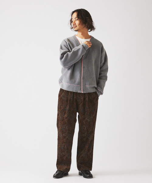 JOURNAL STANDARD relume(ジャーナルスタンダード レリューム)の「モール クロップド カーディガン(カーディガン/ボレロ・メンズ・グレー/ブラウン/ボルドー・MEDIUM/LARGE)」の4枚目の写真