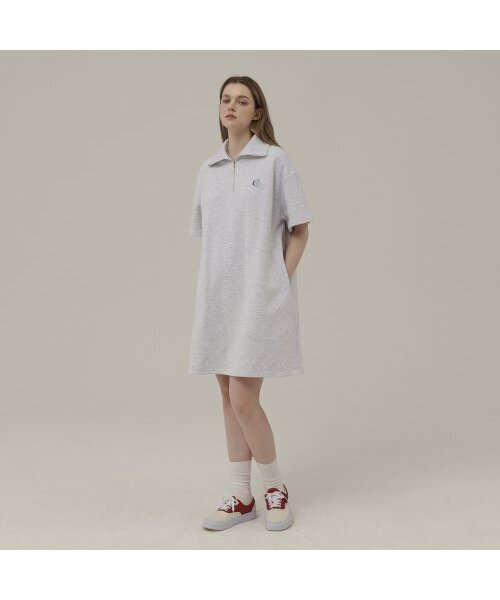 Between A and B（ビトウィーンエイアンドビー）の「スモールロゴハーフジップミニワンピース[ホワイトメランジ]（ワンピース・レディース・その他・FREE）」の4枚目の写真