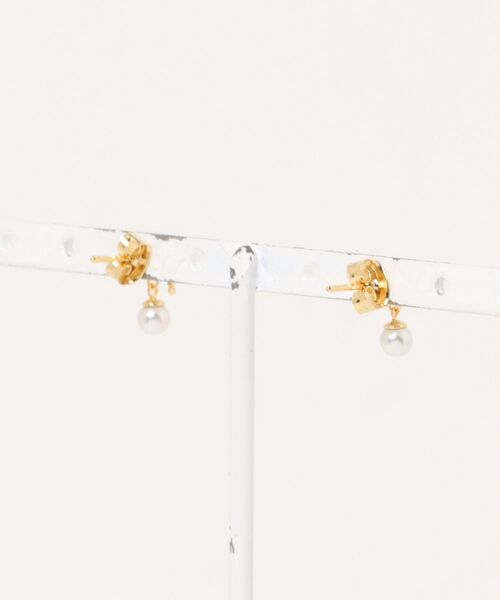 TONE SELECT GOODS(トーンセレクトグッズ)の「【Peony/ピオニー】/アクリルパール ボウリボンピアス(ピアス(両耳用)・レディース・シルバー/ゴールド・FREE)」の5枚目の写真