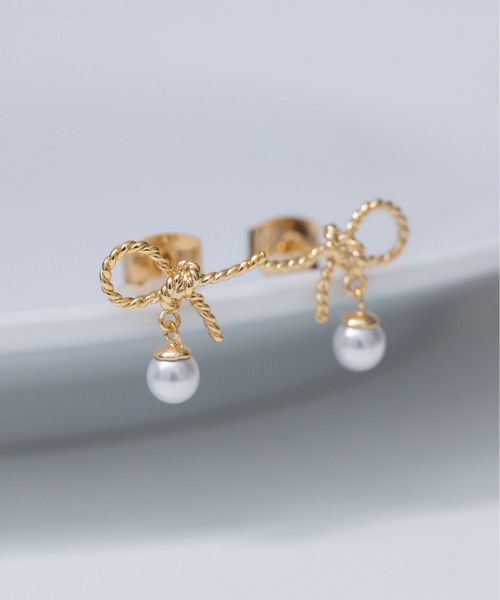 TONE SELECT GOODS(トーンセレクトグッズ)の「【Peony/ピオニー】/アクリルパール ボウリボンピアス(ピアス(両耳用)・レディース・シルバー/ゴールド・FREE)」の9枚目の写真