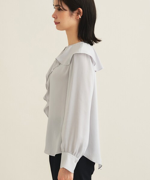 INDIVI（インディヴィ）の「【洗える／セレモニー】ラッフルサテンブラウス（シャツ/ブラウス・レディース・オフホワイト/ライトグレー・19/15 /13/05/40/38/36）」の13枚目の写真
