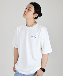 JUSTHANG（ジャストハング）の「Jelly Blue Logo White Overfit Short Sleeve T-Shirt（Tシャツ/カットソー）」