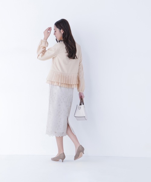 NATURAL BEAUTY BASIC（ナチュラルビューティーベーシック）の「◇フラワーレースタイトスカート（スカート・レディース・ブルー/チャコールグレー/ネイビー/ベージュ・MEDIUM/SMALL）」の14枚目の写真