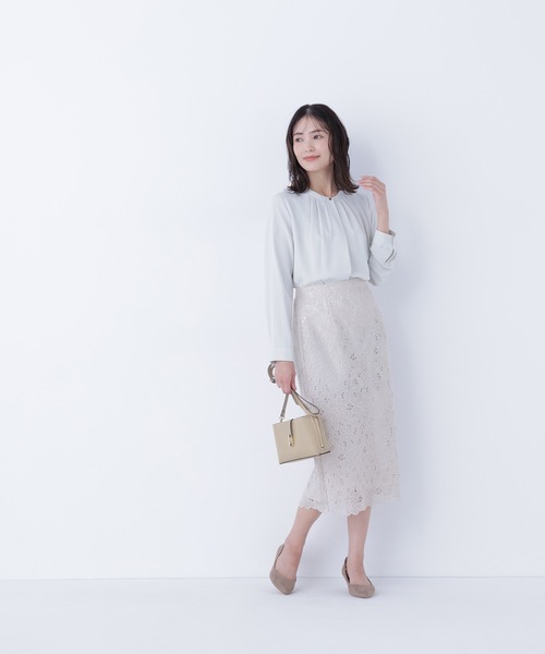 NATURAL BEAUTY BASIC（ナチュラルビューティーベーシック）の「◇フラワーレースタイトスカート（スカート・レディース・ブルー/チャコールグレー/ネイビー/ベージュ・MEDIUM/SMALL）」の15枚目の写真