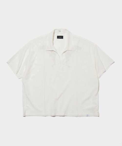 DELUXE(デラックス)の「COHIBA(シャツ/ブラウス・メンズ・ブラック/ホワイト・LARGE/MEDIUM/SMALL)」の17枚目の写真