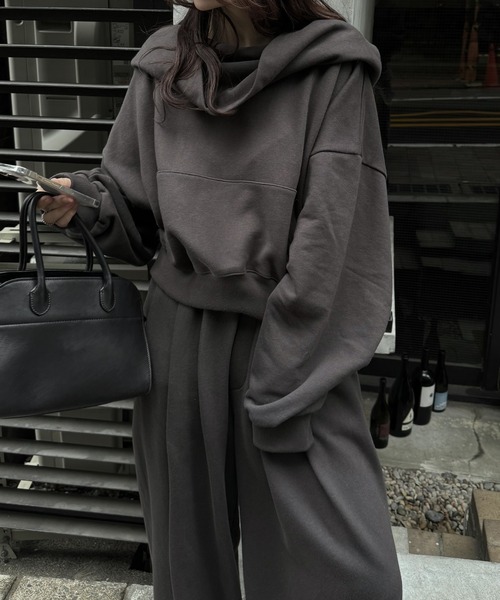 off shoulder cropped hoodie sweat（スウェット）｜WILLFULLY（ウィル