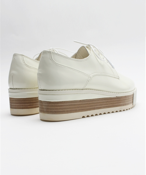 Pippichic（ピッピシック）の「【Pippichic】 プラットフォームポインテッドレースアップ（ローファー・レディース・ブラック/ホワイト・MEDIUM/LARGE）」の5枚目の写真