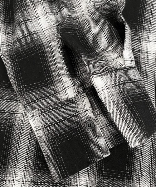 YACA(ヤーカ)の「Over Size Check Shirt/オーバーサイズチェックシャツ【unisex item】(シャツ/ブラウス・レディース・ブラック・FREE)」の10枚目の写真