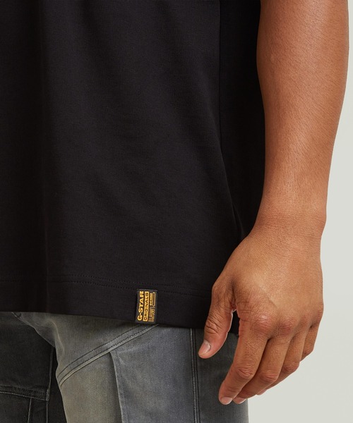 G-STAR(ジースター)の「GS-01 Relaxed T-Shirt/ベーシックデザインハイクオリティーリラックスフィットTシャツ(Tシャツ/カットソー・メンズ・ホワイト/ブラック・XX-LARGE/X-LARGE/LARGE/MEDIUM/SMALL/X-SMALL)」の12枚目の写真