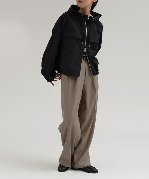 andme（アンドミー）の「ショート丈ナイロンマウンテンパーカー（マウンテンパーカー・レディース・ホワイト/ブラック/ブラウン・M）」の18枚目の写真