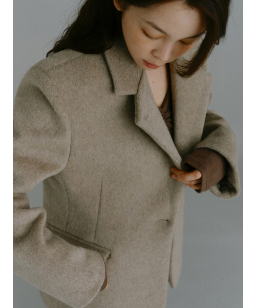 Yuje(ユジェ)の「WOOL DOUBLE COAT (2color)(チェスターコート・レディース・チャコールグレー/Beige・FREE)」の7枚目の写真