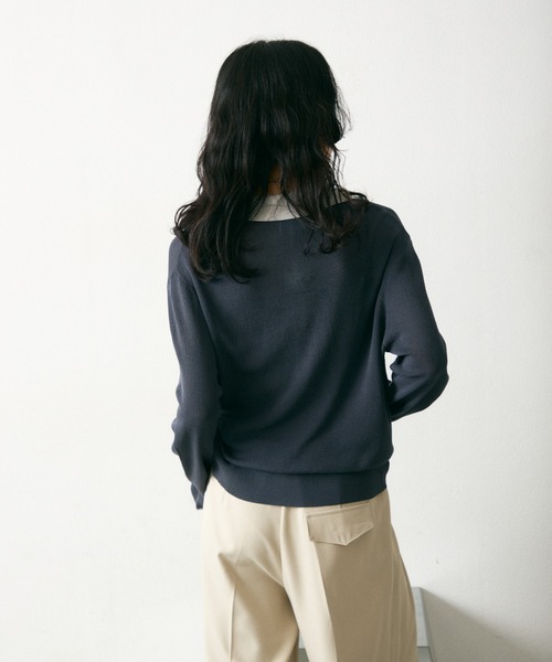 Lutim by u(ルチバイユー)の「【接触冷感】ソフトコントラストポロニットトップス(ニット/セーター・レディース・グレー/チャコールグレー/イエロー・FREE)」の9枚目の写真