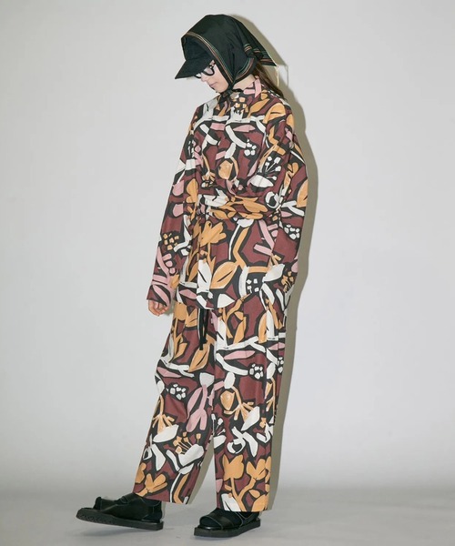 my beautiful landlet(マイビューティフルランドレット)の「【my beautiful landlet】FLORAL PIGMENT PRINT OVERSIZE SHIRT(シャツ/ブラウス・メンズ・ブルー/マスタード/ピンク/グリーン/ベージュ・1/0)」の15枚目の写真