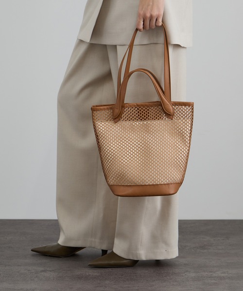 SALON adam et rope'（サロン アダム エ ロペ）の「【W S（ドゥーブル）】ダブルハンドルメッシュトート（トートバッグ・レディース・キャメル/ブラック・FREE）」の10枚目の写真