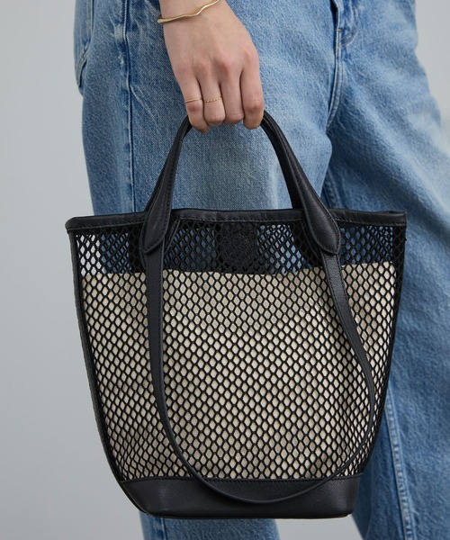 SALON adam et rope'（サロン アダム エ ロペ）の「【W S（ドゥーブル）】ダブルハンドルメッシュトート（トートバッグ・レディース・キャメル/ブラック・FREE）」の11枚目の写真