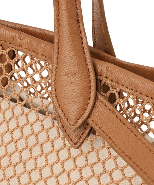 SALON adam et rope'（サロン アダム エ ロペ）の「【W S（ドゥーブル）】ダブルハンドルメッシュトート（トートバッグ・レディース・キャメル/ブラック・FREE）」の21枚目の写真