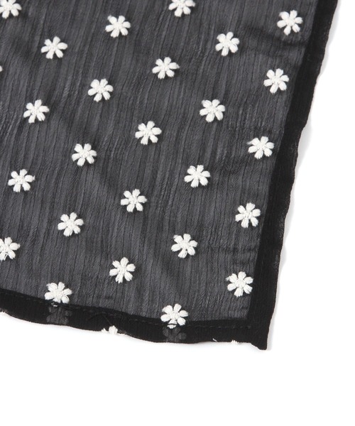 niko and...(ニコアンド)の「オリジナルアソート生地スカーフ(ストール/ショール・レディース・その他1/ブラック/オフホワイト/その他2・0)」の13枚目の写真