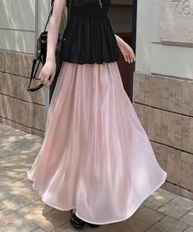 サテンフレアロングスカート