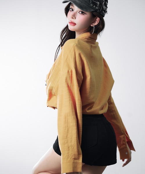 VEILA(ヴェイラ)の「ポケット付き オーバーサイズ シアーシャツ(シャツ/ブラウス・レディース・オレンジ/ホワイト・フリー)」の21枚目の写真