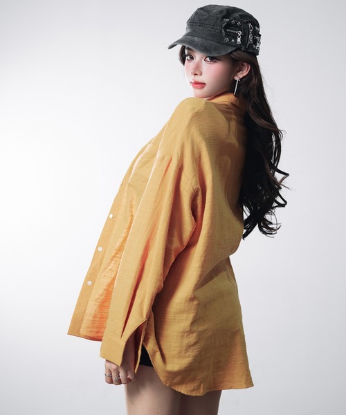 VEILA(ヴェイラ)の「ポケット付き オーバーサイズ シアーシャツ(シャツ/ブラウス・レディース・オレンジ/ホワイト・フリー)」の22枚目の写真