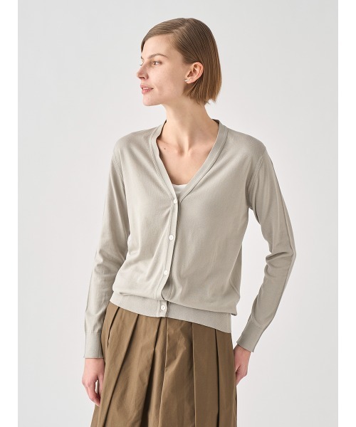 JOHN SMEDLEY(ジョンスメドレー)の「Vネック長袖コットンニットカーディガン(カーディガン/ボレロ・レディース・ベージュ系その他6・S/M)」の5枚目の写真