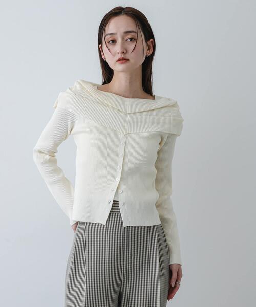 SENSE OF PLACE by URBAN RESEARCH(センスオブプレイスバイアーバンリサーチ)の「『洗濯可/防花粉』SKINProofオフショルセーター(ニット/セーター・レディース・チャコールグレー/ライトブルー/アイボリー/ブラック・ONE)」の5枚目の写真