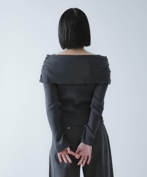 SENSE OF PLACE by URBAN RESEARCH(センスオブプレイスバイアーバンリサーチ)の「『洗濯可/防花粉』SKINProofオフショルセーター(ニット/セーター・レディース・チャコールグレー/ライトブルー/アイボリー/ブラック・ONE)」の15枚目の写真