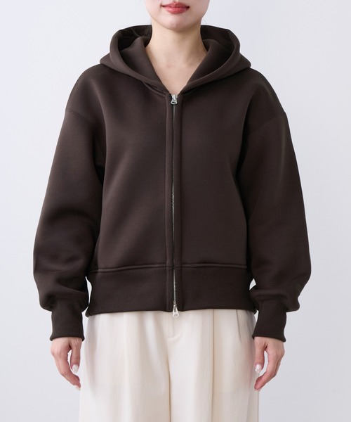 AMERICANA（アメリカーナ）の「【AMERICANA】別注-バックロゴクロップドジップアップパーカー（パーカー・レディース・ダークブラウン/ベージュ・FREE）」の13枚目の写真