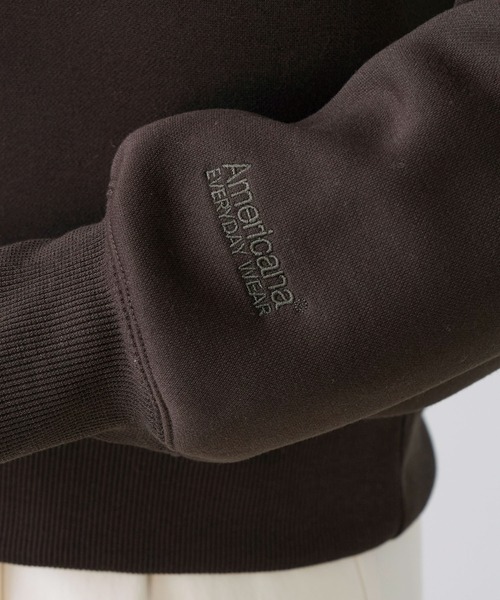 AMERICANA（アメリカーナ）の「【AMERICANA】別注-バックロゴクロップドジップアップパーカー（パーカー・レディース・ダークブラウン/ベージュ・FREE）」の8枚目の写真