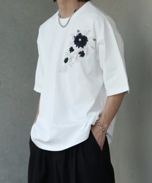 welise（ウェライズ）の「【welise ウェライズ】シルケットライクスムースコットン ボクシーショート フラワー刺繍 クルーネックTシャツ 接触冷感 UVカット（Tシャツ/カットソー）」