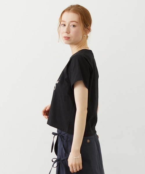 MILKFED.(ミルクフェド)の「CREAM LOGO COMPACT S/S TEE(Tシャツ/カットソー・レディース・ブラック/オートミール/ネイビー・S/M)」の7枚目の写真