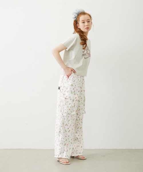 MILKFED.(ミルクフェド)の「CREAM LOGO COMPACT S/S TEE(Tシャツ/カットソー・レディース・ブラック/オートミール/ネイビー・S/M)」の11枚目の写真