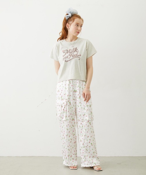 MILKFED.(ミルクフェド)の「CREAM LOGO COMPACT S/S TEE(Tシャツ/カットソー・レディース・ブラック/オートミール/ネイビー・S/M)」の17枚目の写真