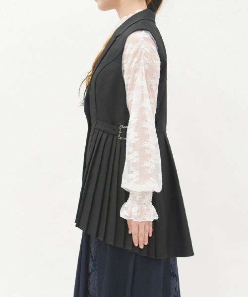 axes femme（アクシーズファム）の「サイドプリーツベスト（ベスト・レディース・ブラック/ベージュ・FREE）」の4枚目の写真