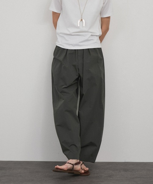 SALON adam et rope'（サロン アダム エ ロペ）の「ウォーターリペレントイージーカービーパンツ / 撥水加工（その他パンツ・レディース・チャコールグレー/ベージュ・S/M）」の21枚目の写真