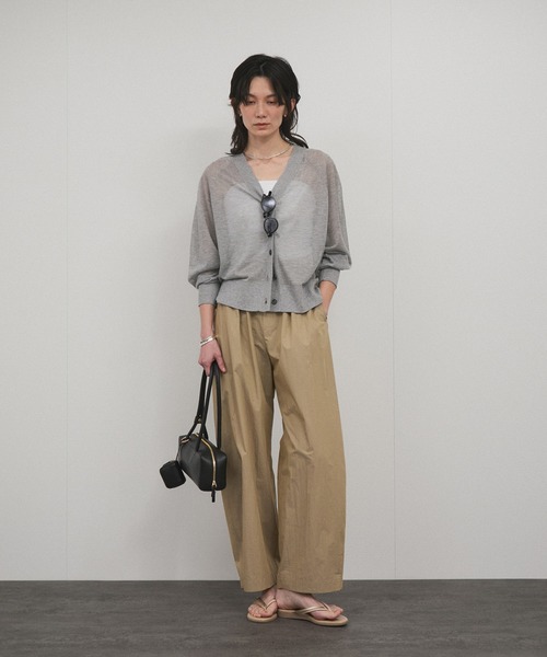 SALON adam et rope'（サロン アダム エ ロペ）の「ウォーターリペレントイージーカービーパンツ / 撥水加工（その他パンツ・レディース・チャコールグレー/ベージュ・S/M）」の19枚目の写真