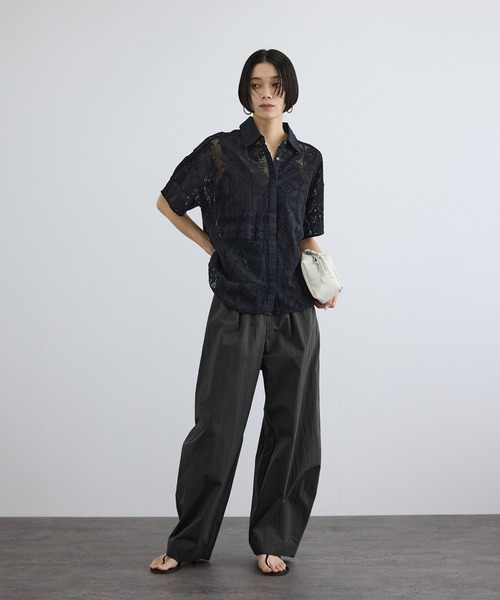 SALON adam et rope'（サロン アダム エ ロペ）の「ウォーターリペレントイージーカービーパンツ / 撥水加工（その他パンツ・レディース・チャコールグレー/ベージュ・S/M）」の17枚目の写真