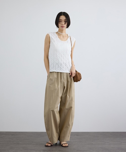 SALON adam et rope'（サロン アダム エ ロペ）の「ウォーターリペレントイージーカービーパンツ / 撥水加工（その他パンツ・レディース・チャコールグレー/ベージュ・S/M）」の13枚目の写真