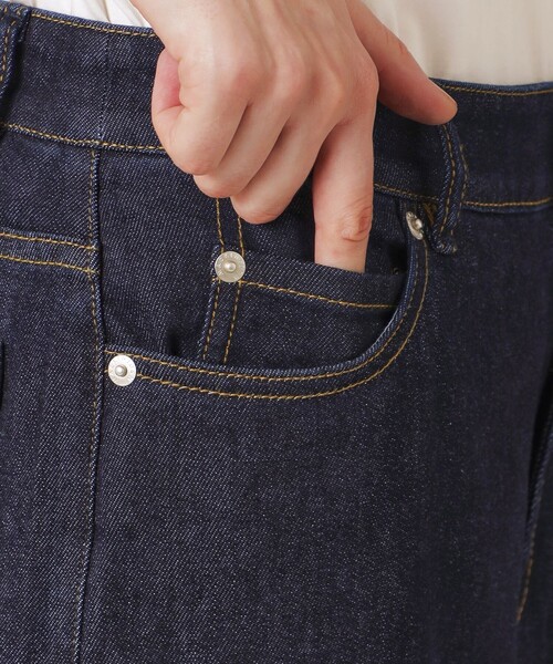 MACKINTOSH LONDON(マッキントッシュ ロンドン)の「【eclat5月号掲載】コットンレーヨンデニムパンツ(デニムパンツ・レディース・ネイビー・38/40)」の5枚目の写真